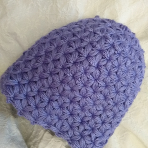 Jasmine stich handmade cozy hat and cowl - Picture 4 of 16